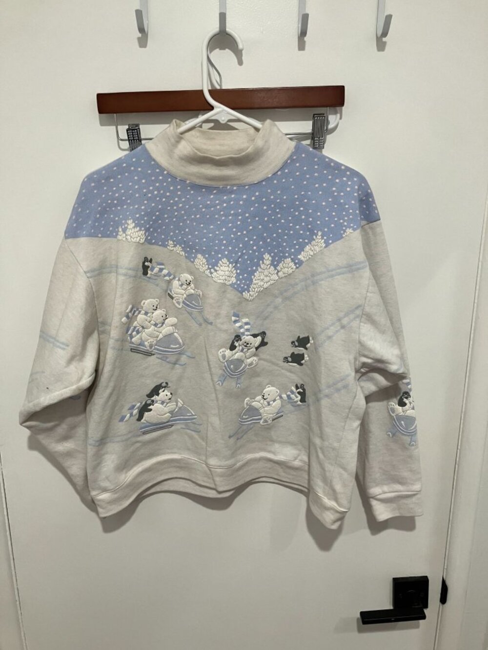 VTG 1980's Spumoni Sledding Polar Bear Winter Sweater, Gray/Blue, Size Large